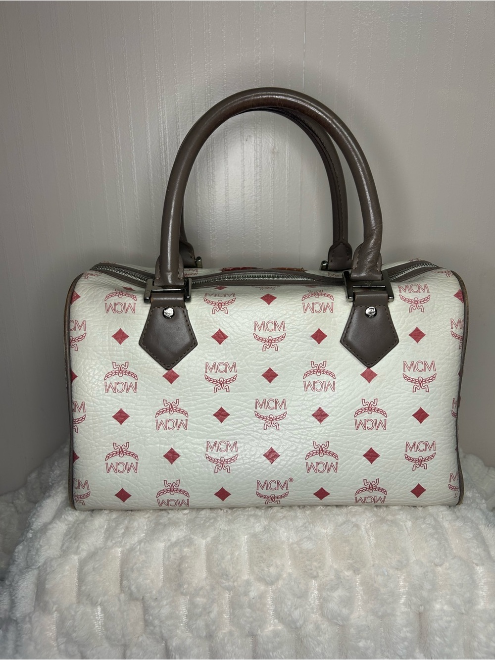 MCM Limited Edition “Princess Lion” Visetos Boston Bowler Bag - Picture 3 of 16